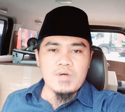 Pak Eko sedang siaran di mobilnya, Siap Pak Eko gak rewel blasss... 